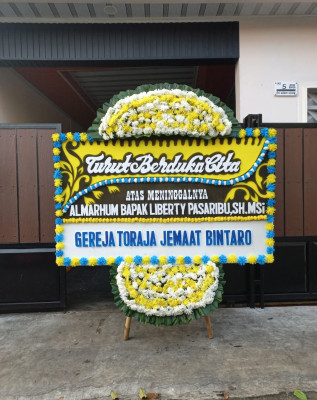 Papan Bunga Duka di Sumurboto